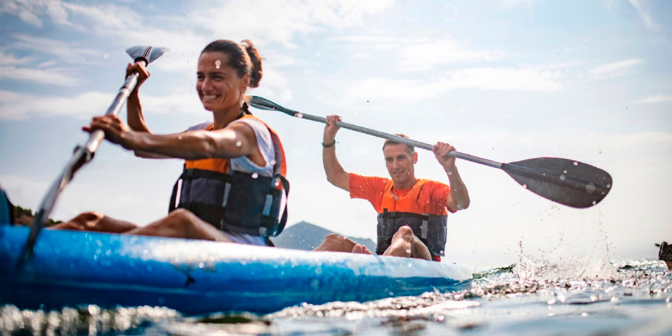 Actividades acuáticas para practicar en la playa